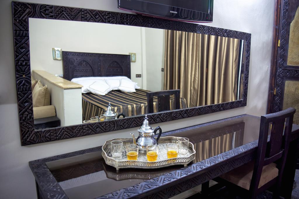 Hotel Azoul Ouarzazate Extérieur photo